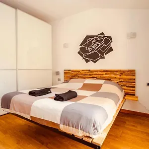 Rose' S House Fiera Milano , Senago Italia